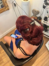 Photo n°1 de Marion Simonetti Coiffure à Sommières (Salon de coiffure)