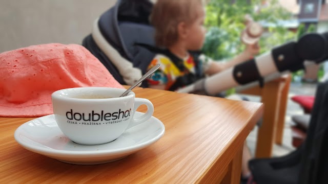 Charlie's Coffee & Garden