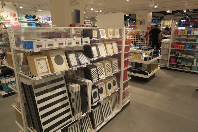 HEMA