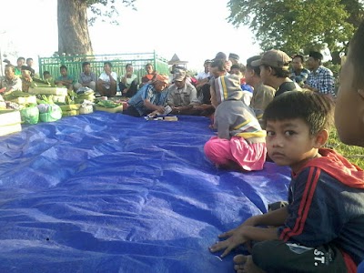 Photos of Makam Marsinah