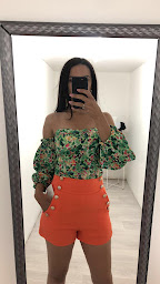 Photo n°20 de Boutique LYNABI à Saint-Julien-les-Rosiers (Magasin de vêtements pour femmes)