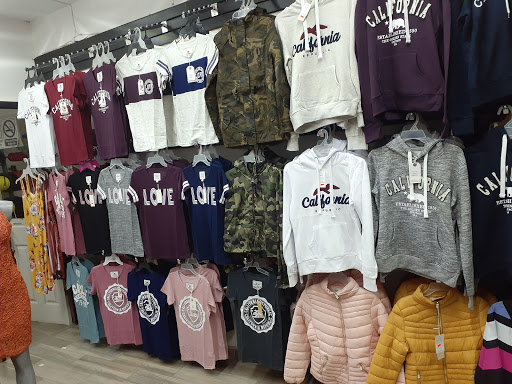 De Zara & Lo Boutique - Thumbnail