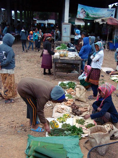 Photos of Vieng Phou Kha Morning Market