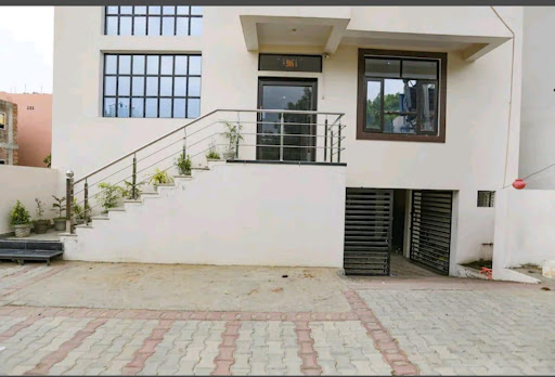 Gallery image 6