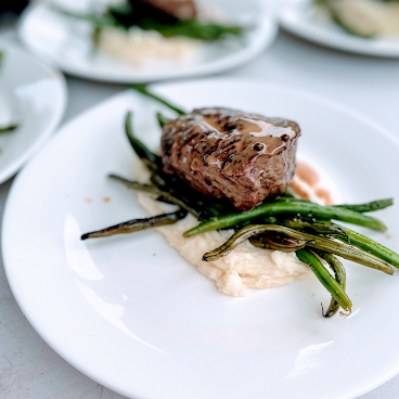 Johnny McElroys by null