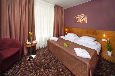 Photos of Hotel 1. Republic