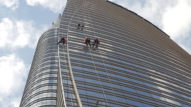 Gae Aulenti Associated Architects