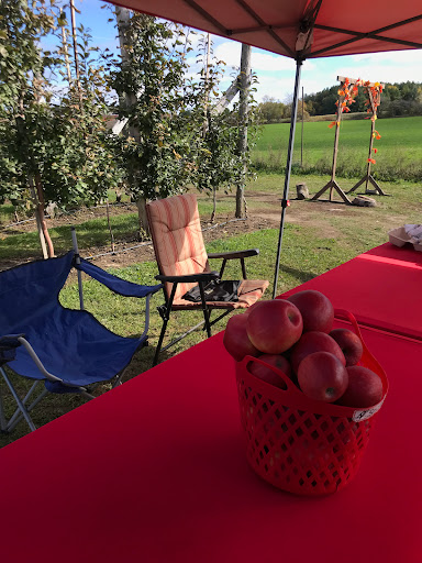Paradise Pointe Orchard