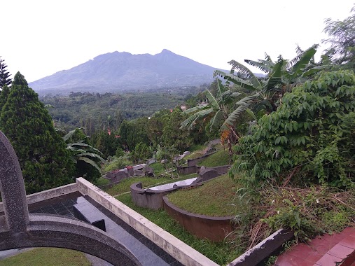 Apo cemetery, Author: Blogoso