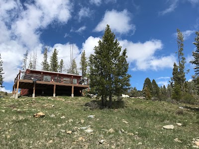 Whispering Pines Guest Cabin