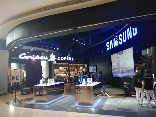 Caribou Coffee Lotte Shopping Avenue Kuningan, Author: R.M Isa