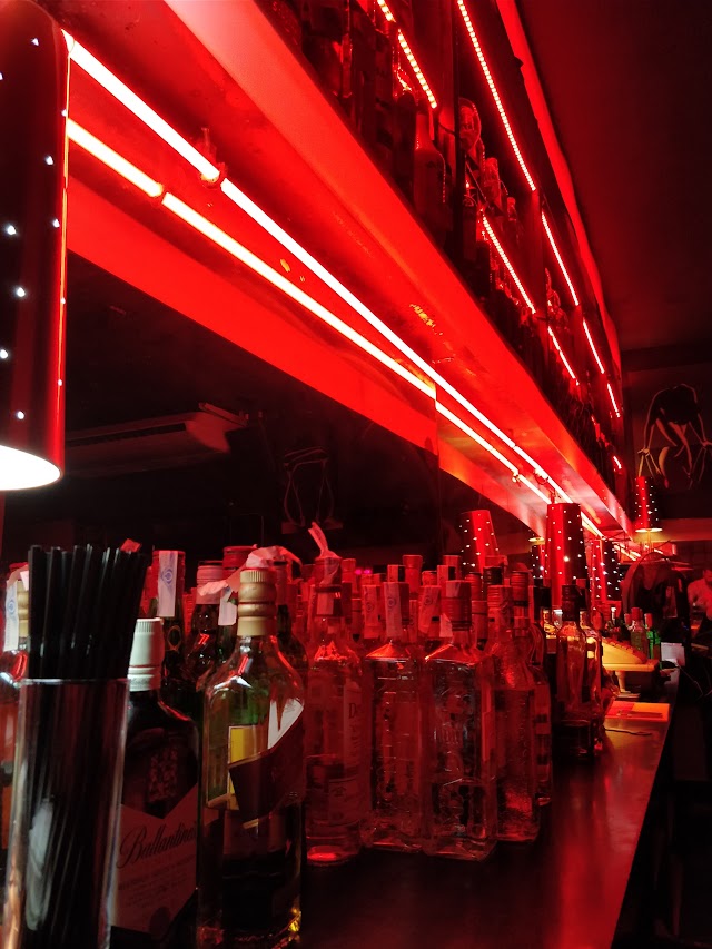 Cafe de Paris