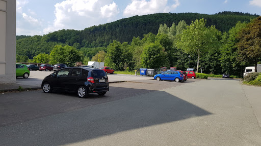 Parkplatz St. Martinus-Kirche Bigge - Thumbnail
