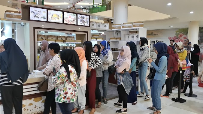 Bogor Raincake Cibinong City Mall, Author: ian keikai