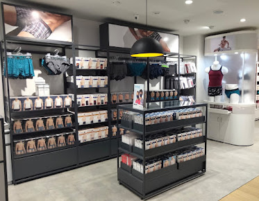 Af1qipngaudsu8c Browvm5dg4uv1ibttvxlpev14xwz=s373 K No