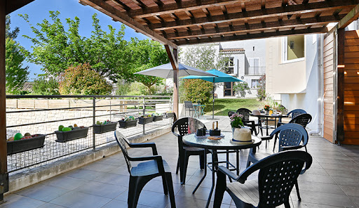 Photo de Ehpad Korian Les Luberons à Peyrolles-en-Provence (13860)