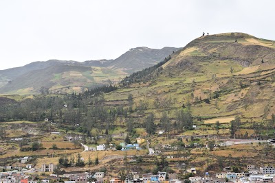 Photos of Main Square Alaus&iacute;