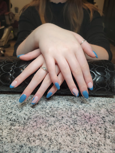 Relaxing Nail Spa - Thumbnail