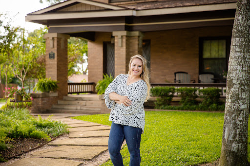 Candace Lubojasky, Realtor - Thumbnail