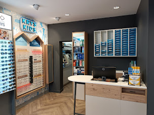 Photo n°9 de Opticien Châlons-en-Champagne - Rue Marne - Krys à Châlons-en-Champagne (Magasin de lunettes de soleil)