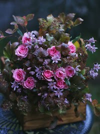 フラワーショップ花やす