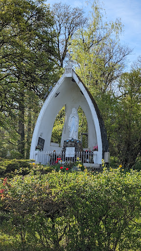 Photo de Notre-Dame du Perpétuel-Secours - sanctuaire mariale du Blauberg à Sarreinsming (57905)