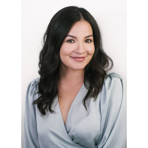 Alejandra Tadeo - Realtor - DRE 02084458