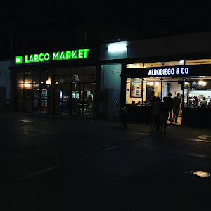 Larco Market 5