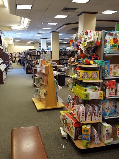 Barnes & Noble