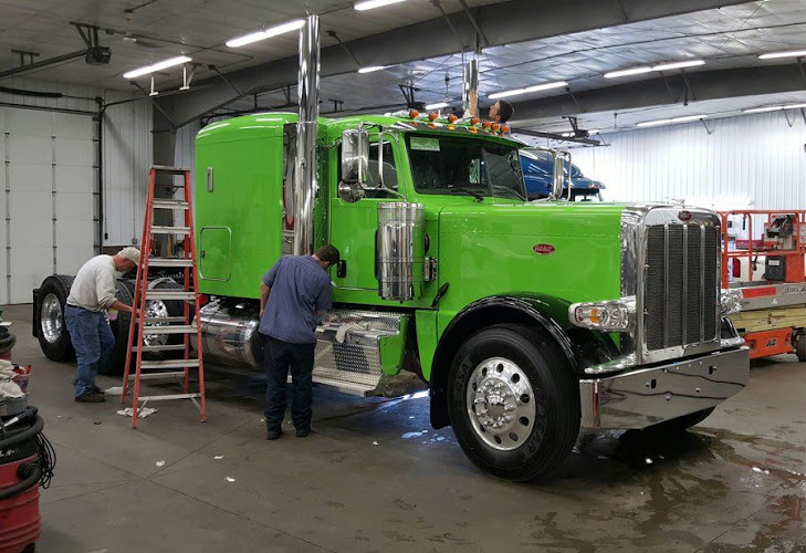 Custom Truck & Auto Shine Inc