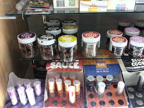 GreenArch Food Mart - Tobacco & Phone by null