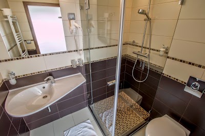 Photos of Wellness Hotel Katalin ****