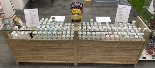 CBD SHOP No 1 7/7 Bruges Eysines Le Bouscat - Thumbnail