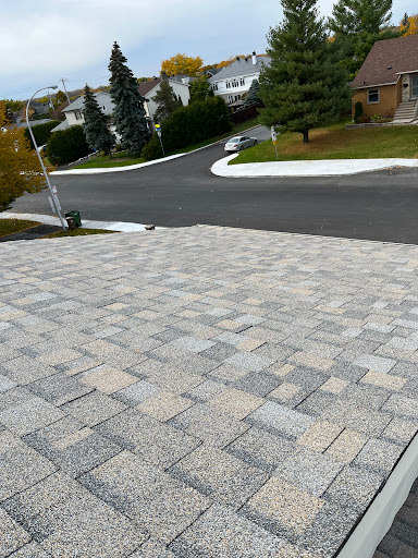 Dicaire Maître Constructeur | Réparation et réfection de toiture, ventilation d'entretoit Gallery - Canada