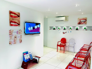 Photo n°3 de Dr Ruben JOURNO - Chirurgien DENTISTE MORANGIS à Morangis (Dentiste)