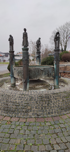 Herzfelder Gedenkbrunnen - Thumbnail