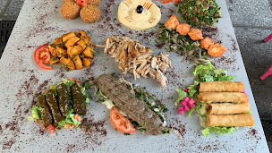 Photo n°90 de Chez Elie à Paris (Restaurant de chawarmas)