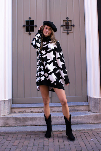 She Clothes - Thumbnail