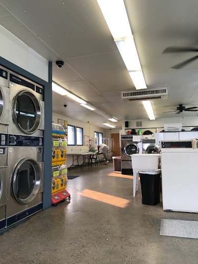 Clothesline Laundromat