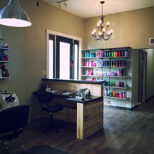Flat Iron Studio - Visual