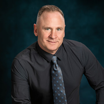 Realtor Tom Gilliam | RE/MAX Classic thumbnail