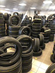 Photo n°6 de TOP PNEUS DAX à Dax (Magasin de pneus)