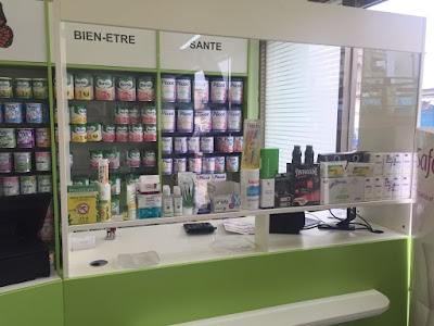 Photos of Pharmacie Place Parafifi