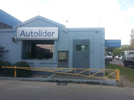 Autolider Uruguay - Mercedes-Benz, Author: In Touch Uruguay