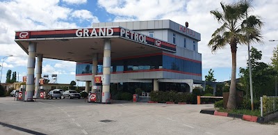 Grand Hotel Petrol Fier