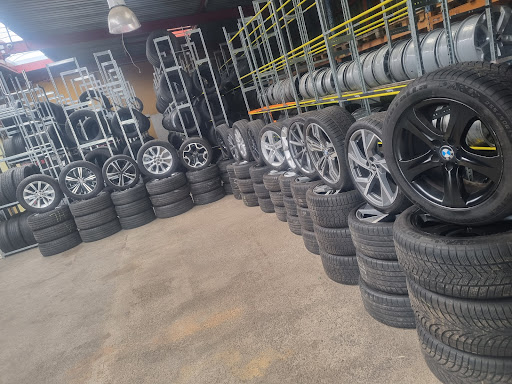 Pneus Import-export - Thumbnail