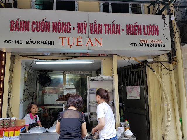 Hanoi Street Food Tour