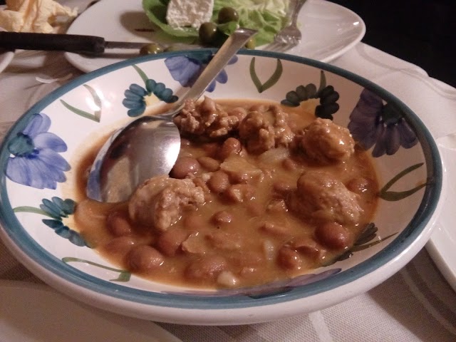 Hosteria Menelao