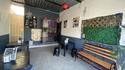 Antojitos yucatecos y licuados Dulce Hogar