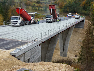 Photo n°1 de Eurovia Alpes - Agence de Bourg en Bresse à Certines (Société de travaux publics)